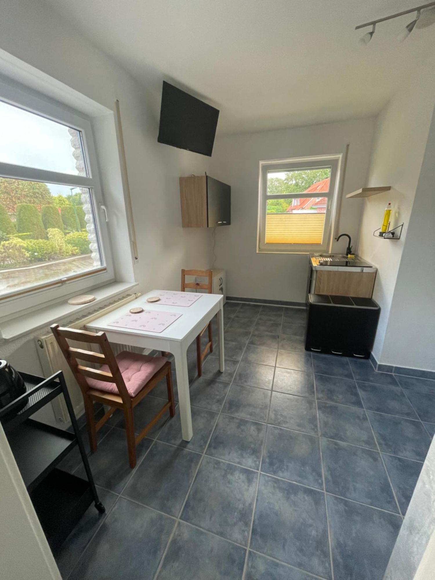 Moderne Einliegerwohnung 2024 Hesel エクステリア 写真